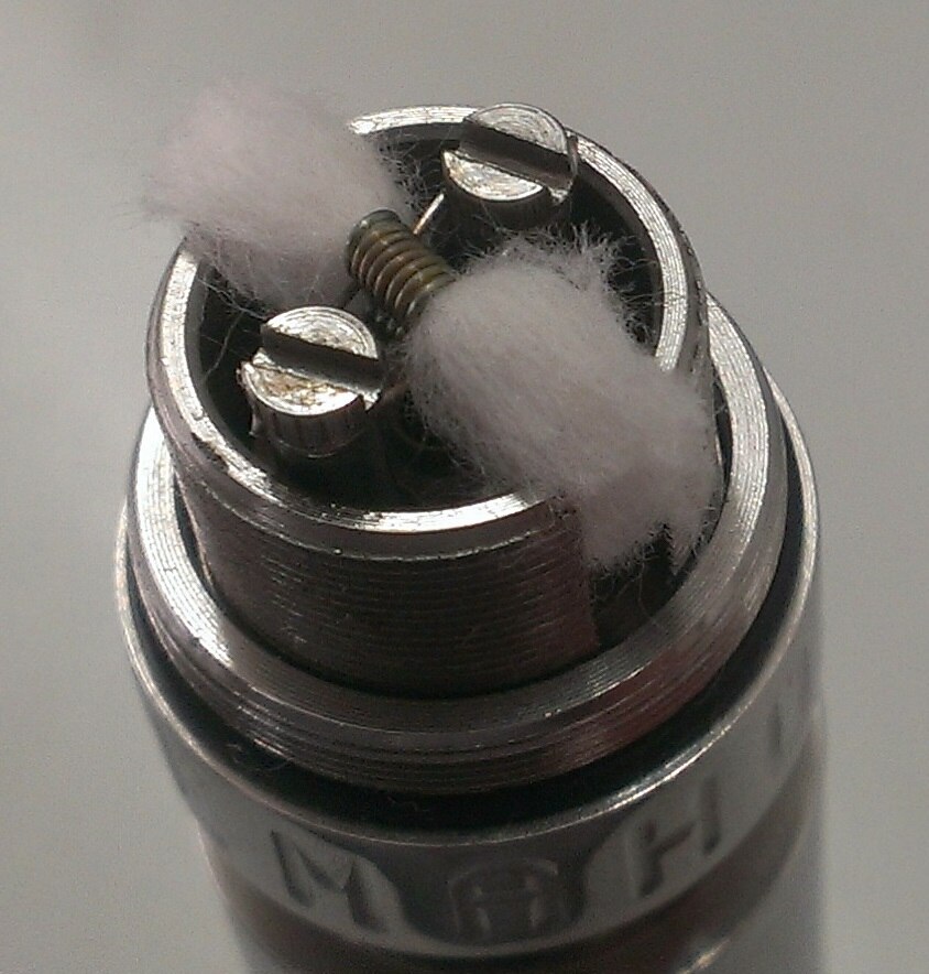 電子タバコの加熱コイルと綿芯